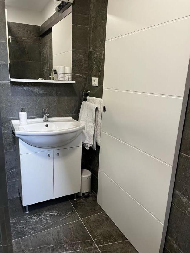 Apartman Plasse Rijeka Exterior photo